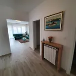 Tina Apartman *