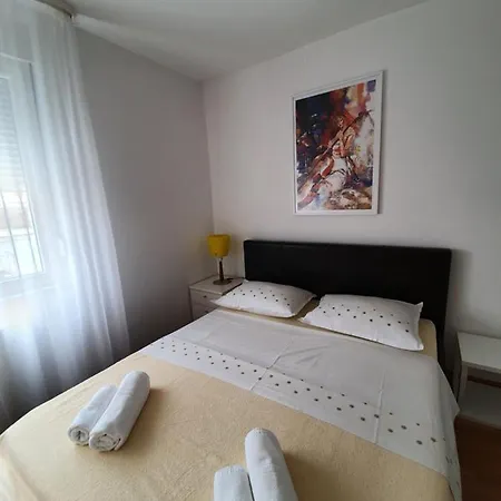 Apartment Tina *